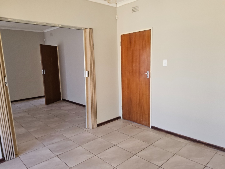 3 Bedroom Property for Sale in Hartbeesfontein North West